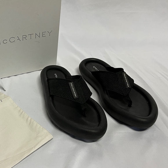 Stella McCartney Flip Flops - Picture 1 of 8